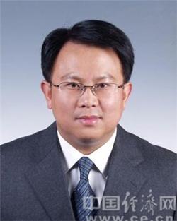 王鹏任海南省人社厅厅长 曾任郑州市委常委、常务副市长-1.jpg